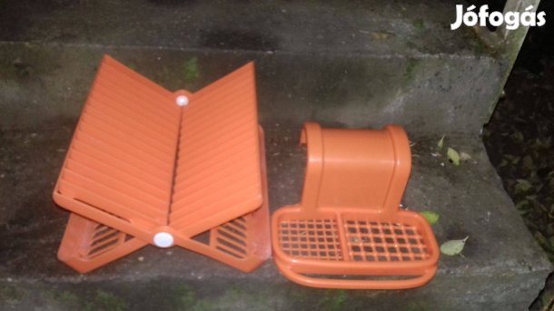 Eladó új retro műanyag fürdőszoba kiegészítők