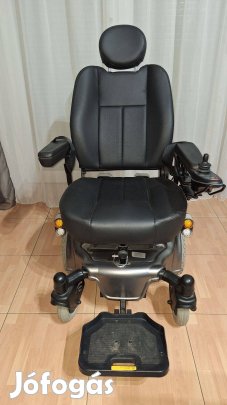 Eladó újszerű HP6CL kül- és beltéri elektromos kerekesszék
