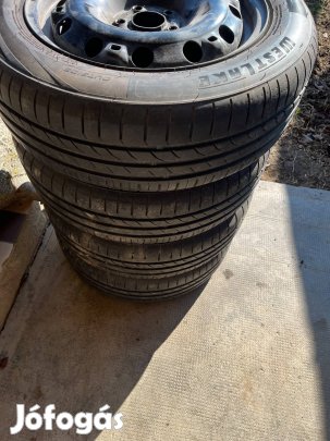 Eladó újszerű Westlake 185/60 R15 nyári gumi garnitúra 5x100 15 felni