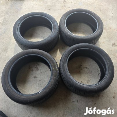 Eladó újszerű állapotban nyári gumi 1000km használat után