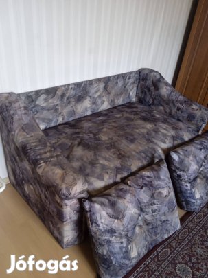 Eladó újszerű állapotú kanapé