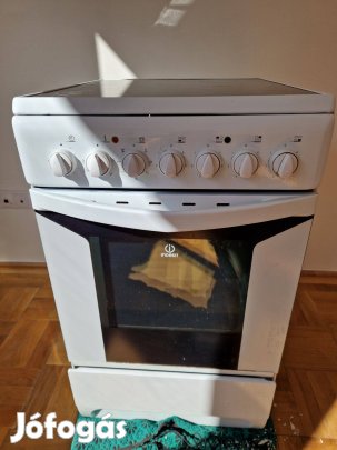 Eladó újszerű indesit szabadonálló elektromos sütő