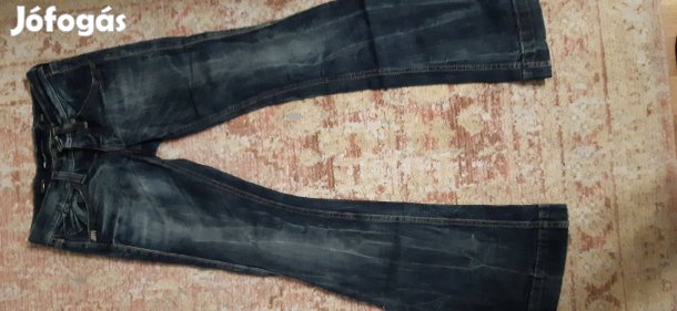 Eladó újszerű női nadrágok!