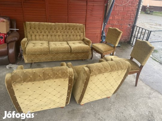 Eladó ülőgarnitúra (nyitható)