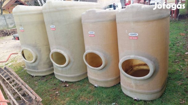 Eladó üvegszálas tartály 1-2 H IBC tartály