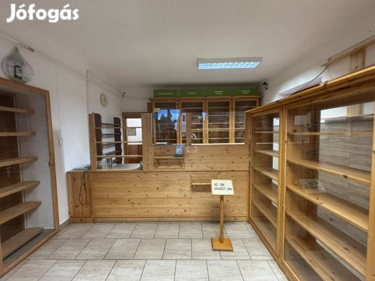 Eladó üzlet + Jásztelek frekventált részén