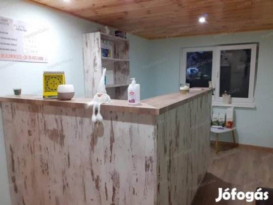 Eladó üzlethelyiség Bugac