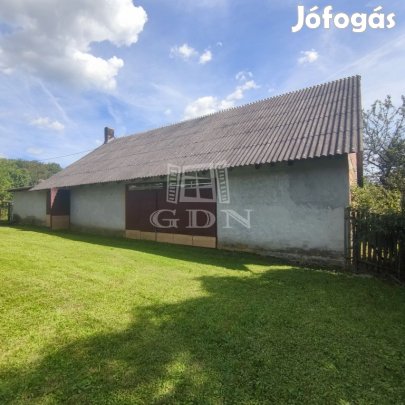 Eladó üzlethelyiség Nagykutas, Nagykutas, eladó műhely!