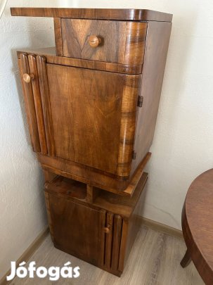 Eladó vagy cserélhető 2db éjjeli szekrény