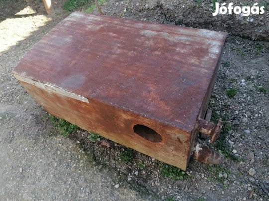 Eladó vegyes tüzelésű hibás kazán. 