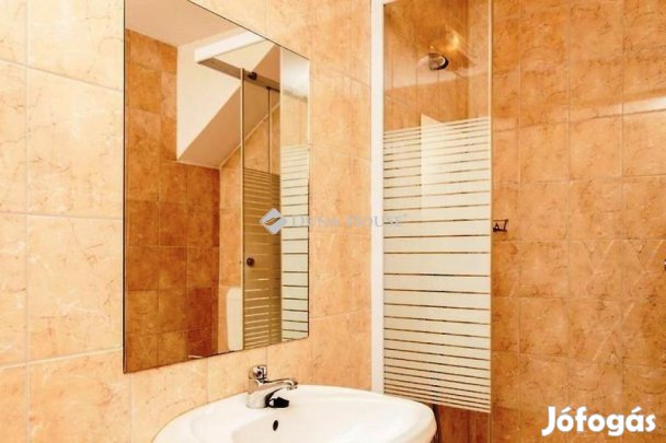 Eladó vendéglátás, Alsóújlak