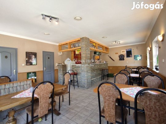 Eladó vendéglátás, Baja