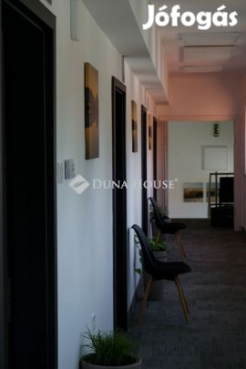 Eladó vendéglátás, Harkány