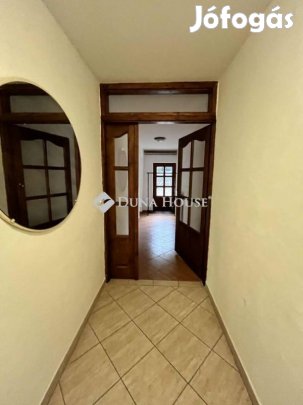 Eladó vendéglátás, Hőgyész