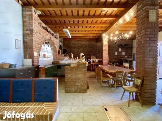 Eladó vendéglátás, Villány