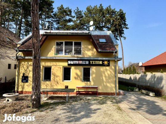 Eladó vendéglátó egység, Siófok Aranypart, Baross Gábor utca, 3 209_rd