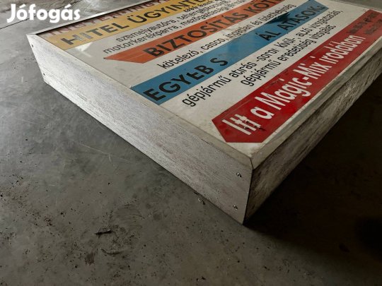 Eladó világító reklámtábla/ lightbox