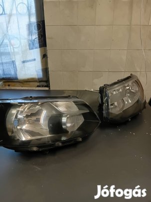 Eladó wolkswagen T5 lámpák