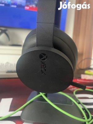 Eladó xbox fejhallgató.