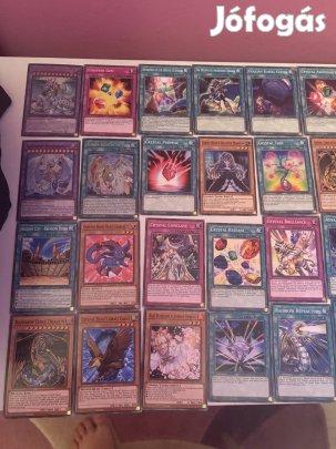 Eladó yugioh crystal beast deck + rainbow dragon pálya