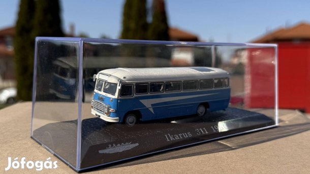 Eladóak a képeken látható 1/72 méretarányú Atlas modellek