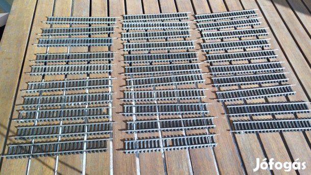 Eladók HO méretű modellvasúti egyenes vágánymezők