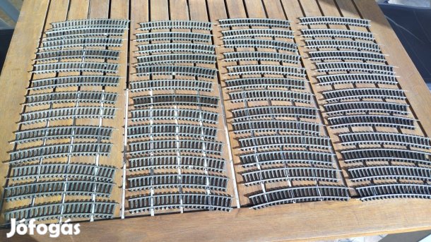 Eladók R=440 mm sugarú HO méretű modell vasúti vágánymezők