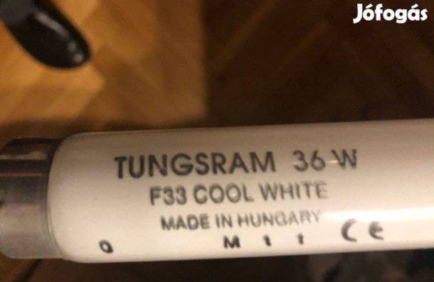 Eladók vadonatúj fénycsövek, 230 V. 36 wattos