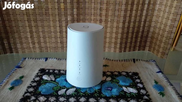 Eladvakhub HH71VM cat7 4G+ SIM kártyás router