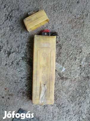 Elakadás jelző háromszög