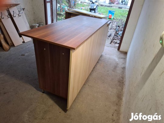 Elárusító pult eladó