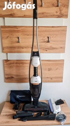 Electrolux PQ92-Algs porszívó új akkuval