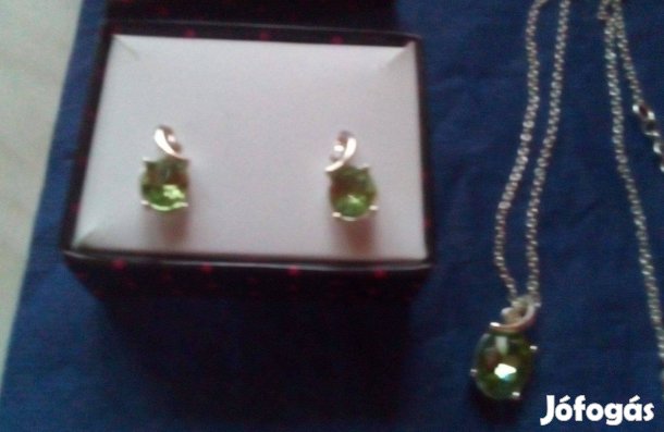 Elegáns Zöld ékszer szett (fülbevaló és nyaklánc) - Új