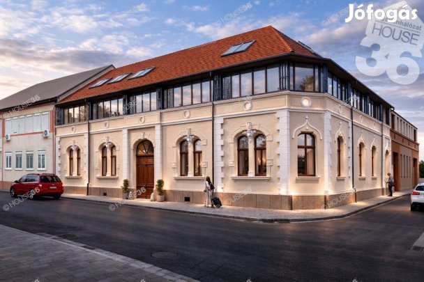 Elegáns, nagypolgári otthon, biztos befektetés Kecskemét szívében!