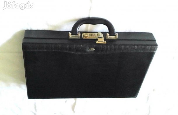 Elegáns, valódi bőr, női kis méretű aktatáska 40x26x7