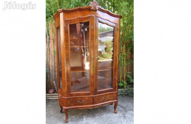 Elegáns chippendale vitrin - komód 190 cm magas