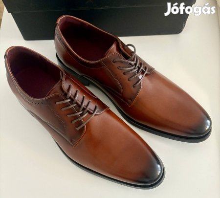 Elegáns cipő Új 43