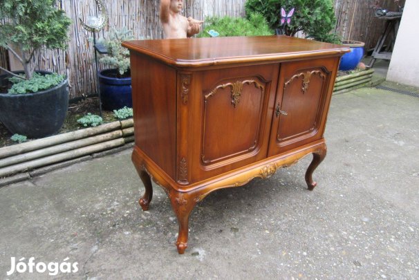 Elegáns és minőségi (Warrings) 2 ajtós komód