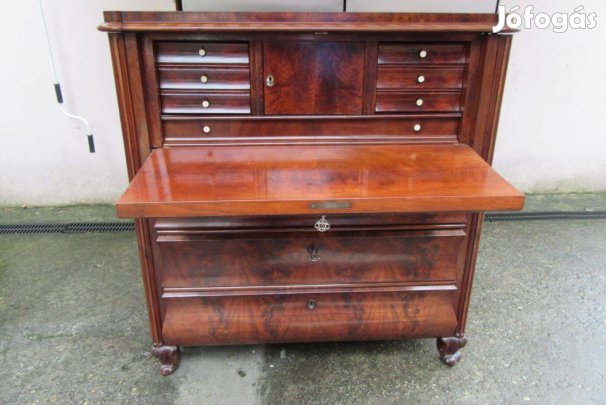 Elegáns és minőségi szekreter-írószekreter-komód 108 cm magas