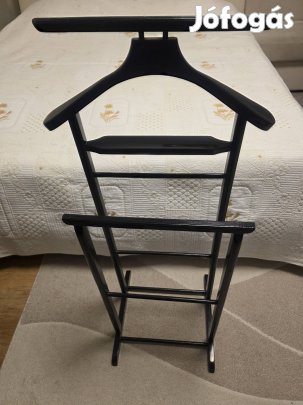 Elegáns fa szobainas - sötétbarna/fekete