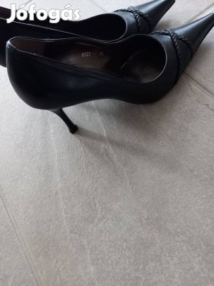 Elegáns fekete bőr cipő 40-es méret