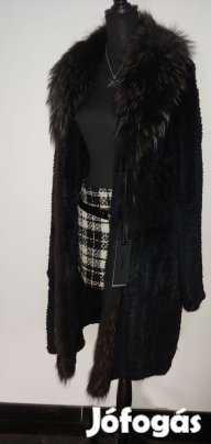 Elegáns fekete szőrme bunda