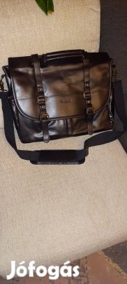 Elegáns férfi táska