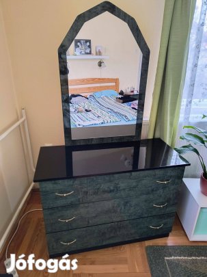 Elegáns hálószoba bútor