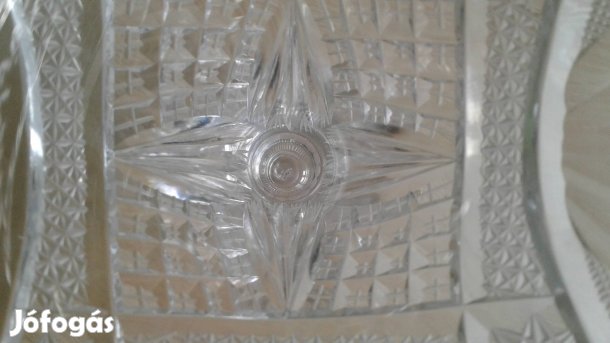 Elegáns kristály váza, jelzett 