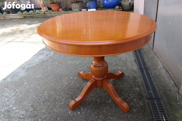 Elegáns minőségi ( Selva ) bővithető étkezőasztal-asztal 90-120 cm szé