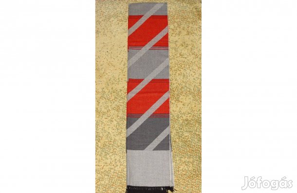 Elegáns mintás sál Új