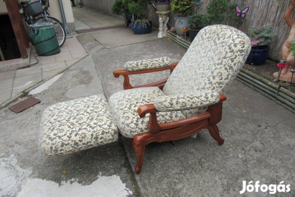 Elegáns neobarokk stílusban fotel - alvó funkcióval