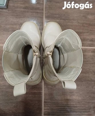 Elegáns női bakkancs