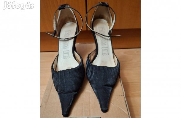 Elegáns női cipő